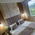 Hotel Lucky