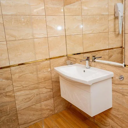 Szálloda Lucky Veliko Tarnovo