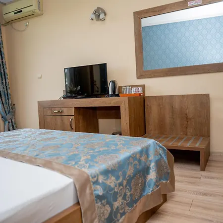 Szálloda Lucky Veliko Tarnovo