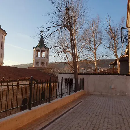 Szálloda Lucky Veliko Tarnovo